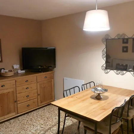 Centrico Casalos Olmos Apartment *